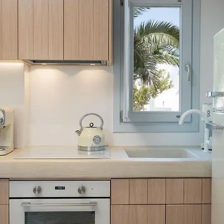 Airth Santorini فِروستيفاني