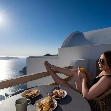 Airth Santorini *