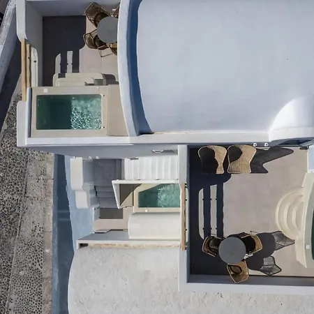 Airth Santorini * Firosztefáni