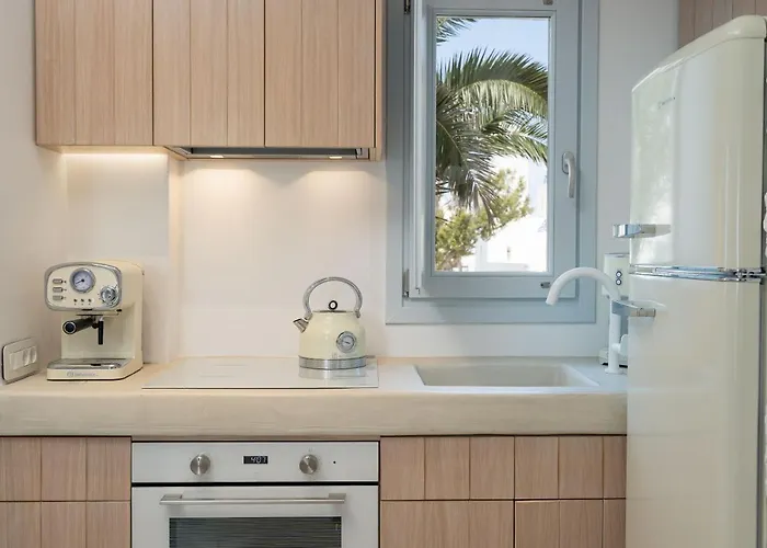 Airth Santorini Suites Firostefani