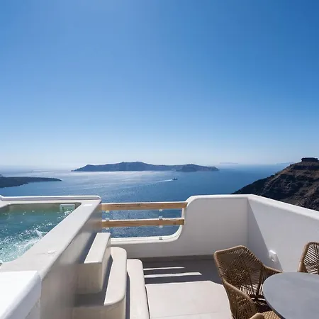 Airth Santorini Firostefani