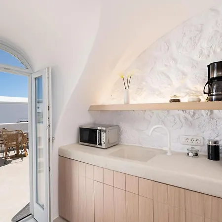 Airth Santorini