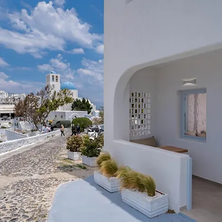 Airth Santorini Suites Firostefani
