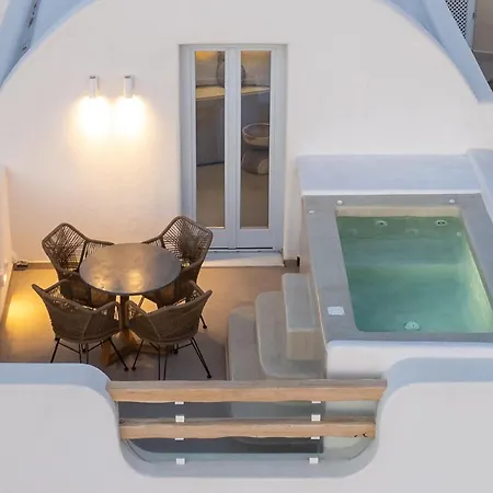 Airth Santorini Suites Apartment Firostefani